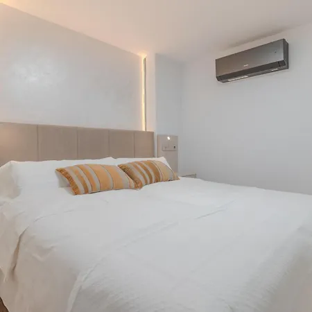 Go2tenerife Apart'atilukx Center, Rooftop & Parking * Santa Cruz de Tenerife