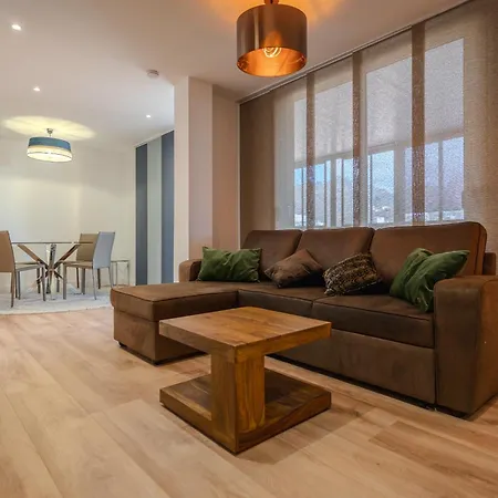 Go2tenerife Apart'atilukx Center, Rooftop & Parking Apartment *